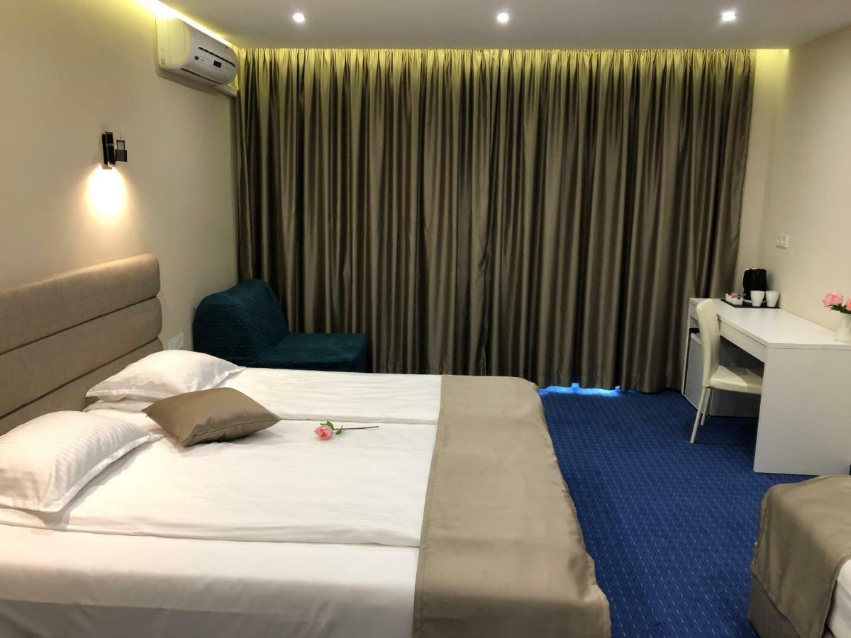 Family Hotel Avenue Kiten  Ngoại thất bức ảnh